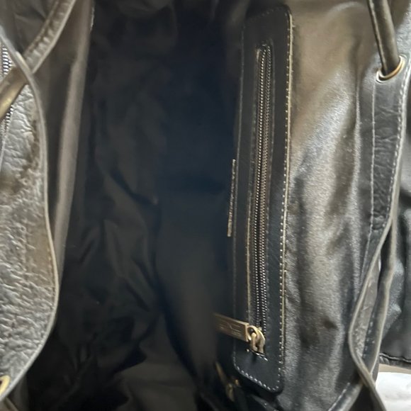 Claire Chase Black Packpack - Picture 5 of 7